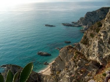 What are the ten most beautiful beaches near Tropea?